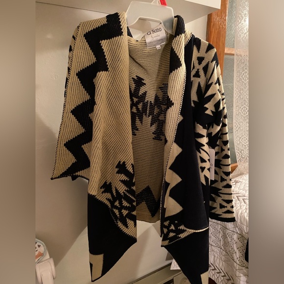 Southwest sweater - Picture 2 of 5